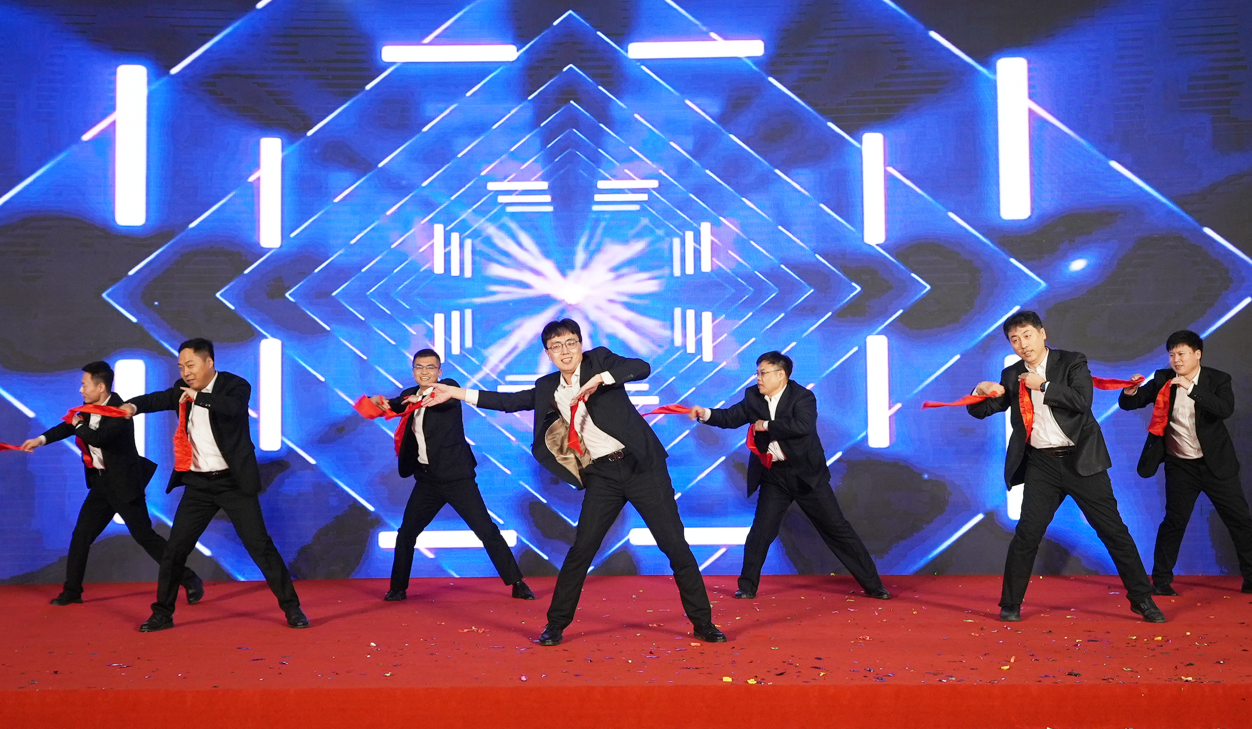 首页| 尊龙集团中国官方网站